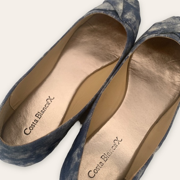 Costa Blanca X Shiny Acid-wash Denim Almond Toe Flats in Blue, White (EUR 36) - Picture 7 of 8